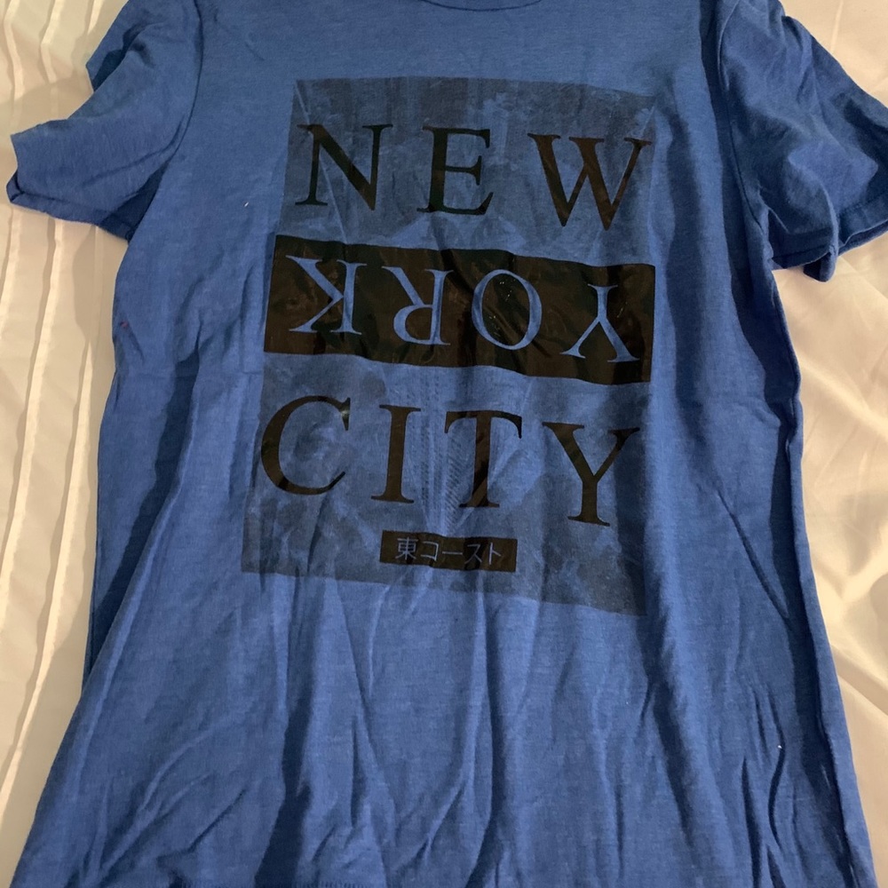 Aeropostale tee shirt
